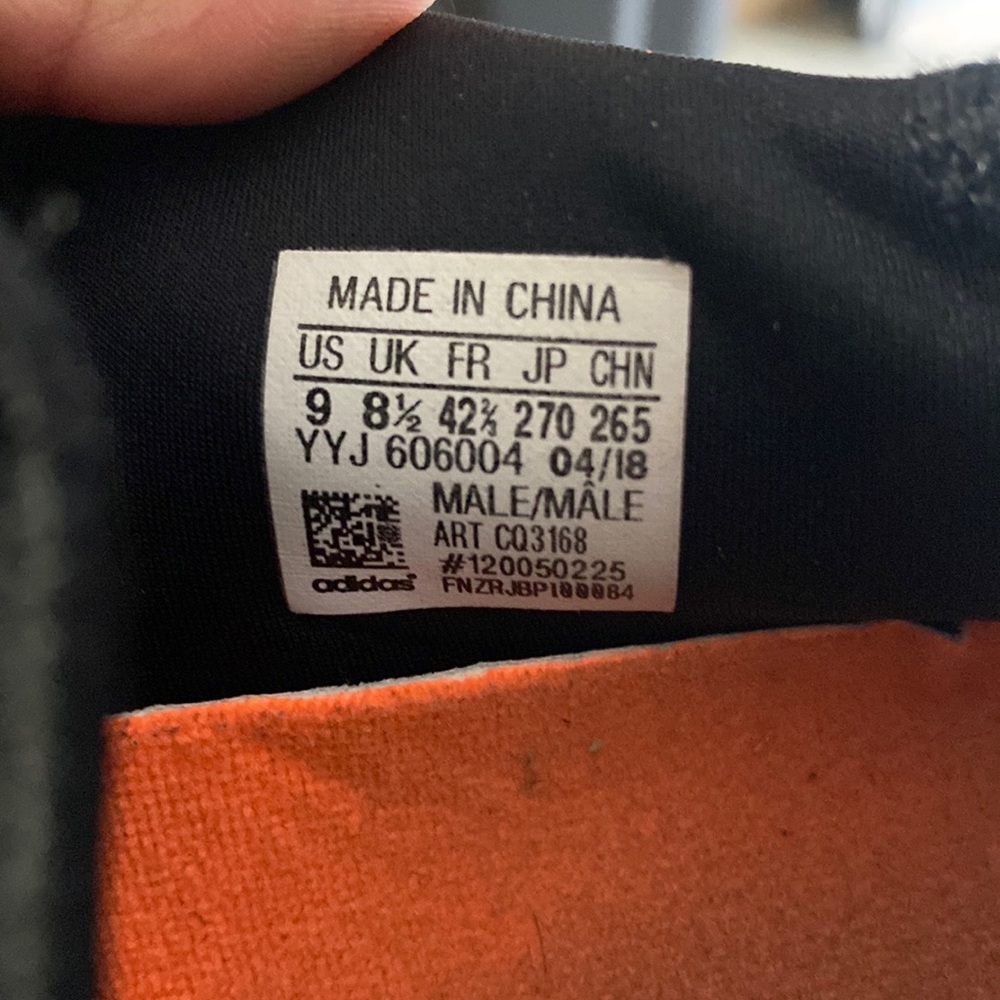Adidas - Picture 6 of 6